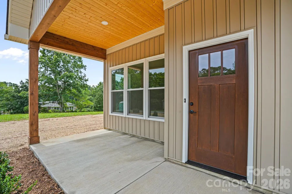 708 Meadowood Street Hudson, NC 28638