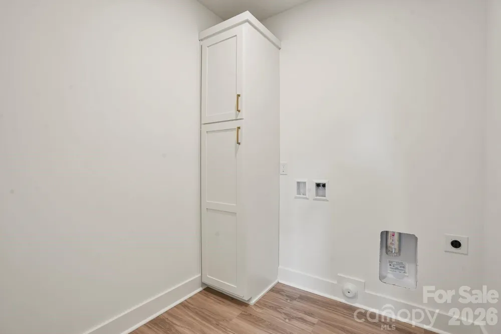 708 Meadowood Street Hudson, NC 28638