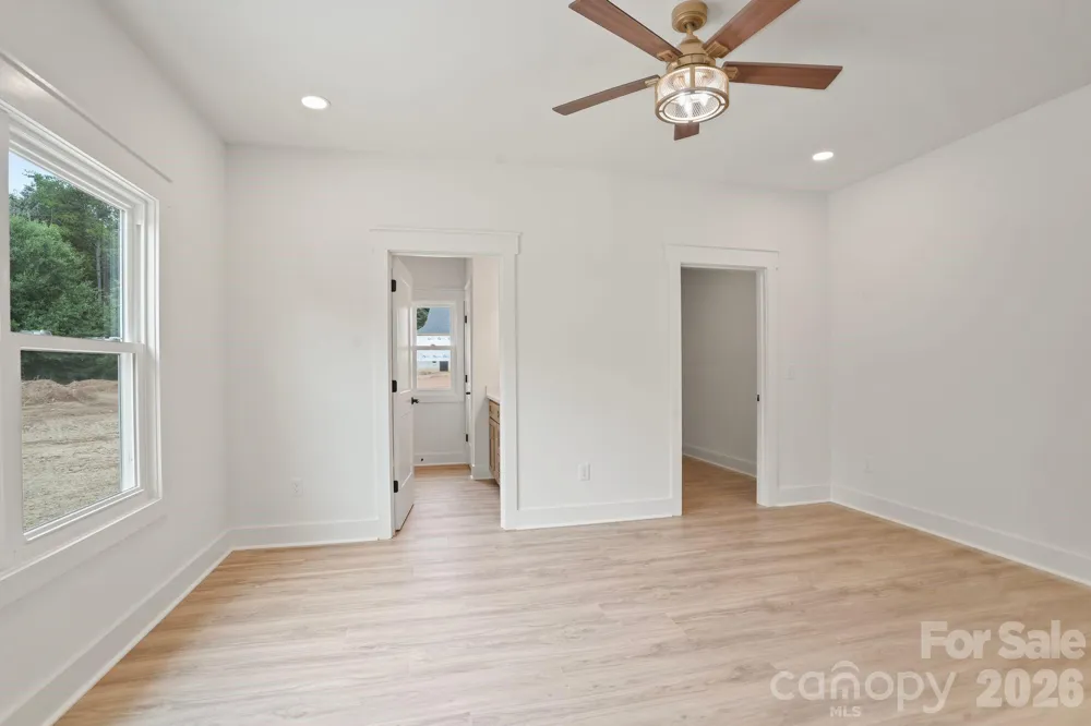 708 Meadowood Street Hudson, NC 28638