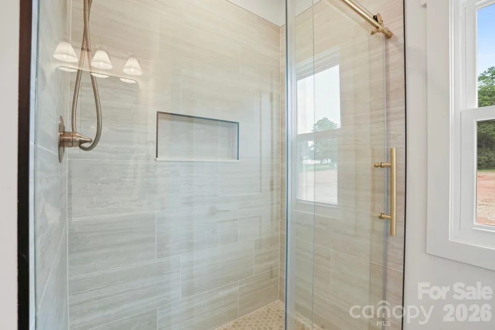 708 Meadowood Street Hudson, NC 28638
