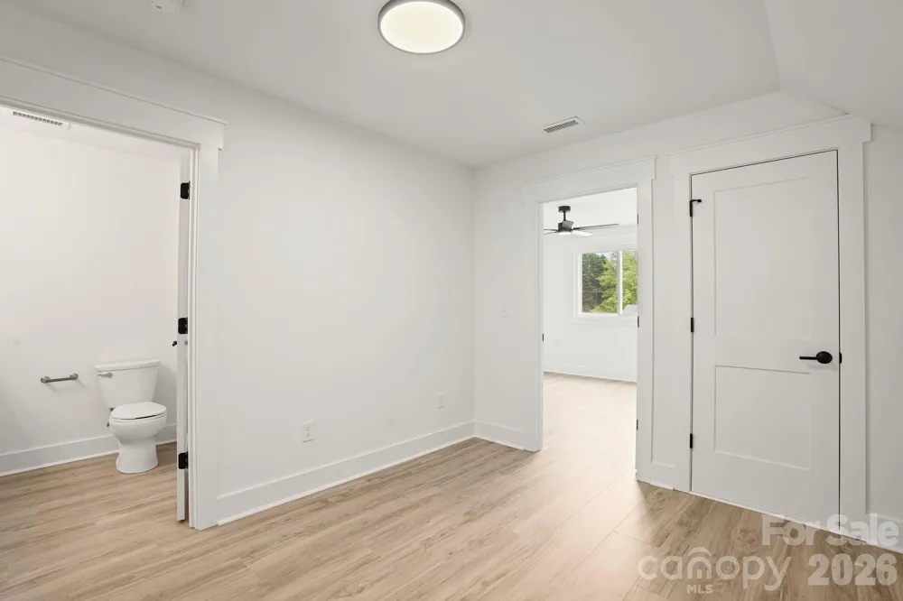 708 Meadowood Street Hudson, NC 28638