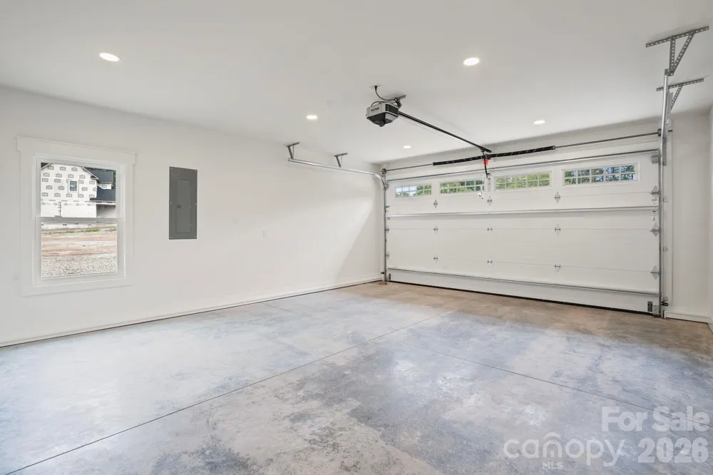 708 Meadowood Street Hudson, NC 28638