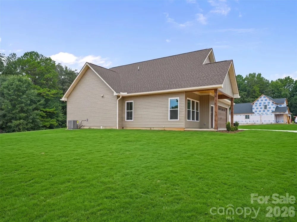 708 Meadowood Street Hudson, NC 28638