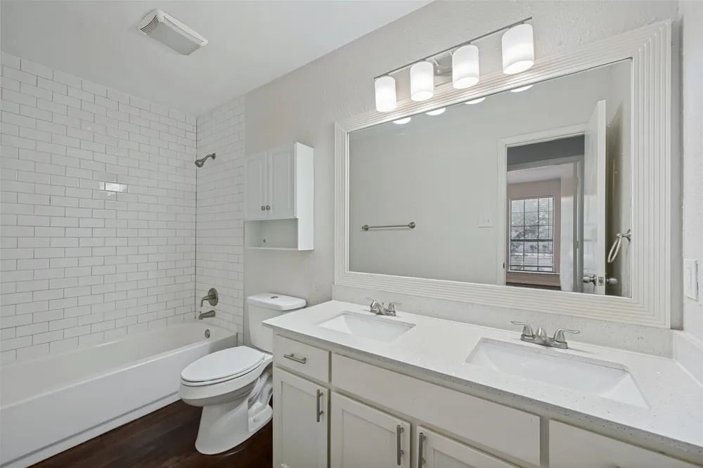 117 Peachtree Court #C Kennedale, TX 76060