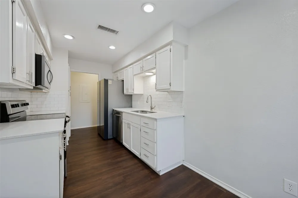 117 Peachtree Court #C Kennedale, TX 76060