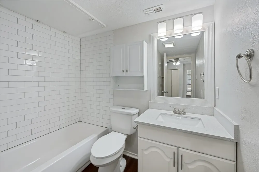 117 Peachtree Court #C Kennedale, TX 76060