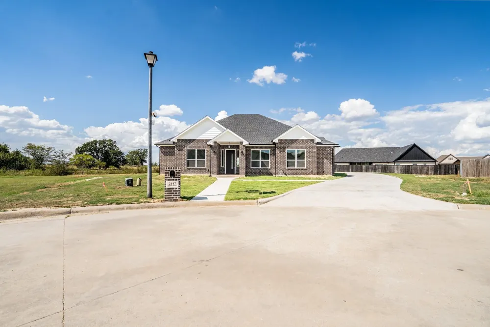 2147 Heath Street Sulphur Springs, TX 75482