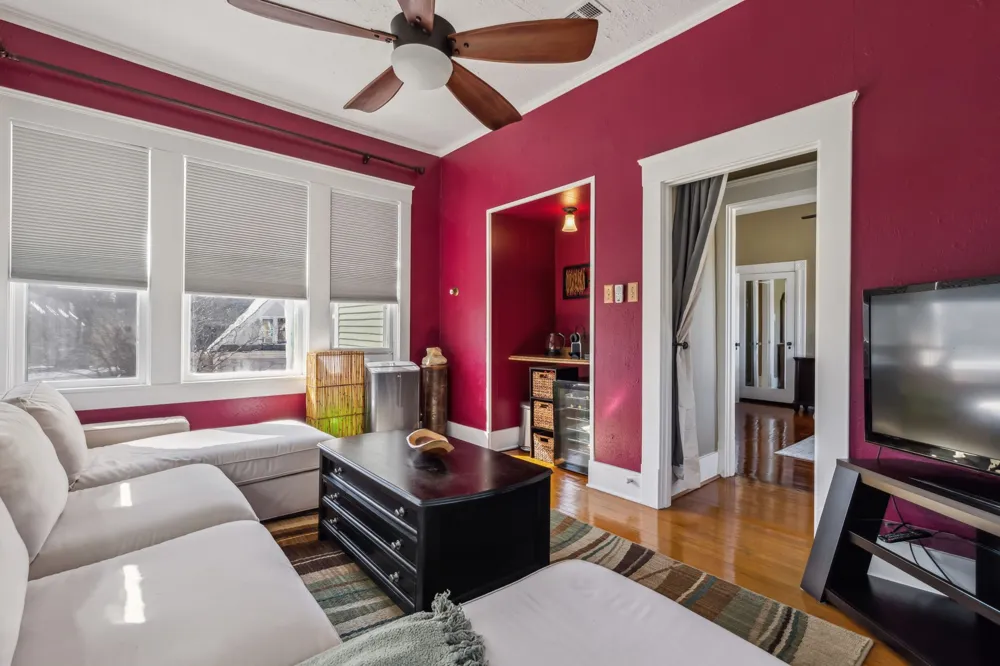 819 S Crockett Street Sherman, TX 75090