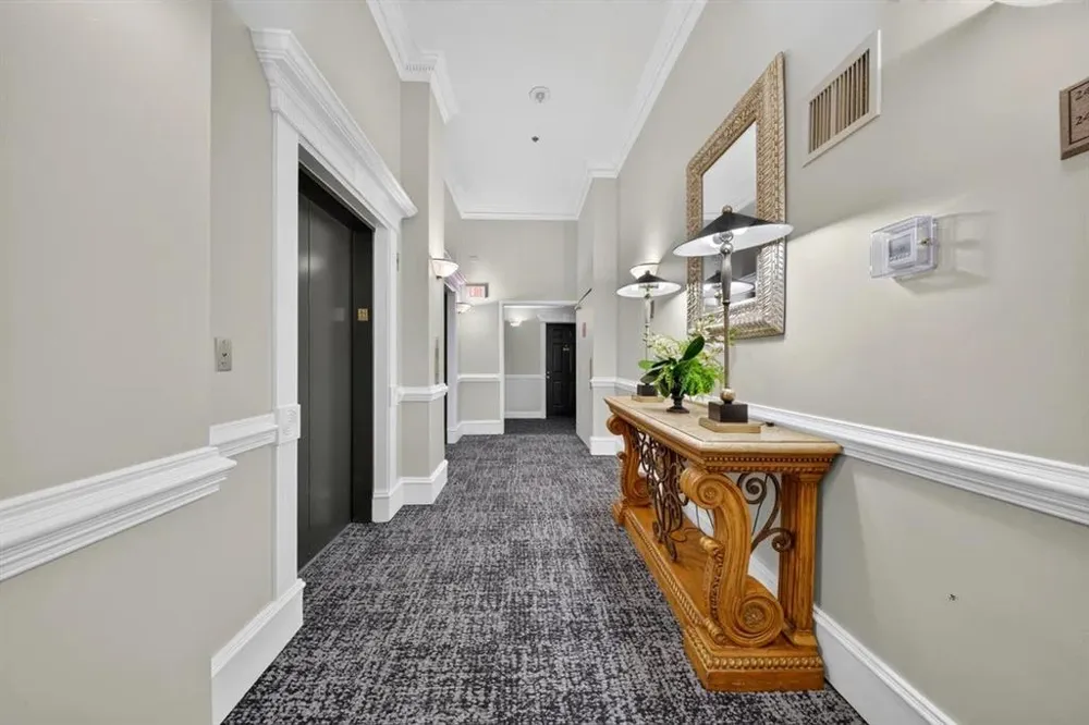 795 Hammond Drive #2407 Sandy Springs, GA 30328