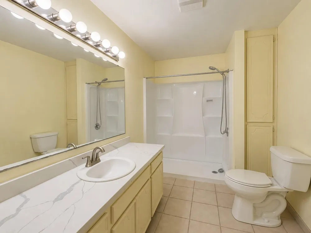 11325 32nd Street Santa Fe, TX 77510