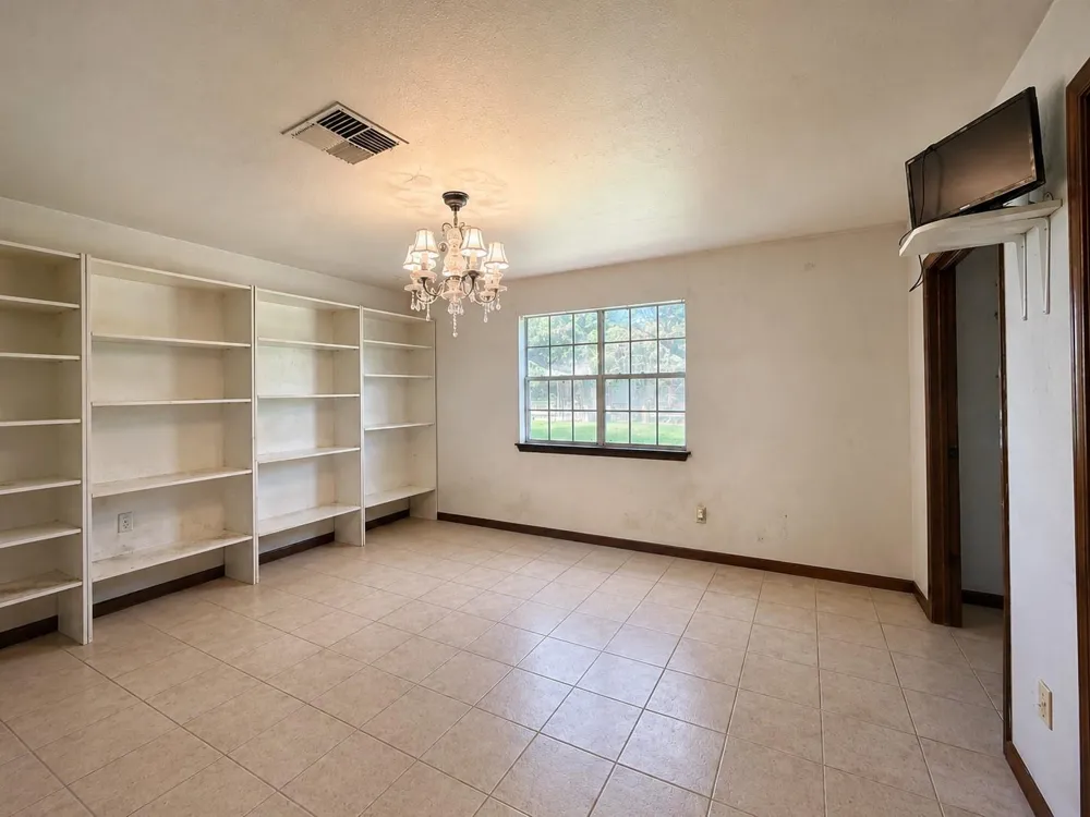 11325 32nd Street Santa Fe, TX 77510