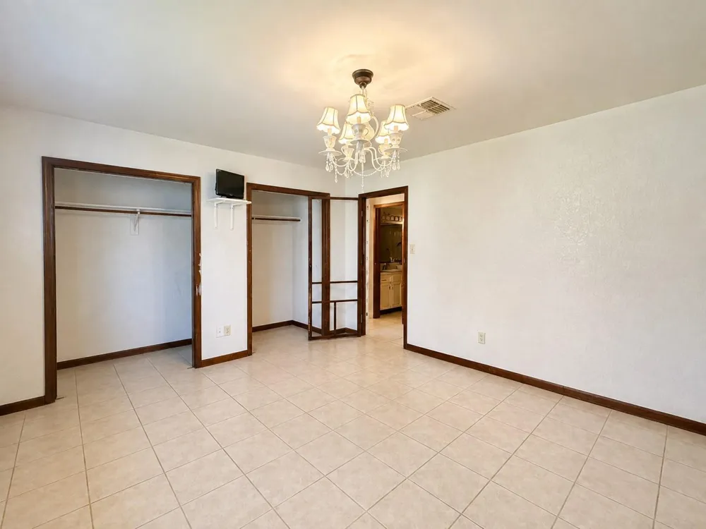 11325 32nd Street Santa Fe, TX 77510