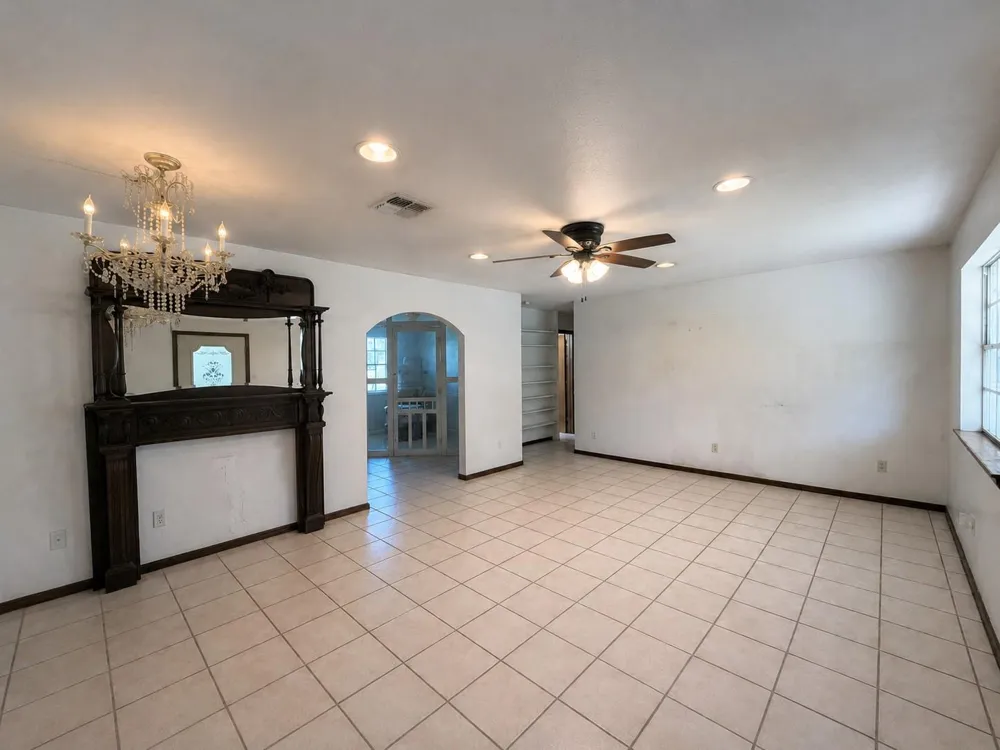 11325 32nd Street Santa Fe, TX 77510
