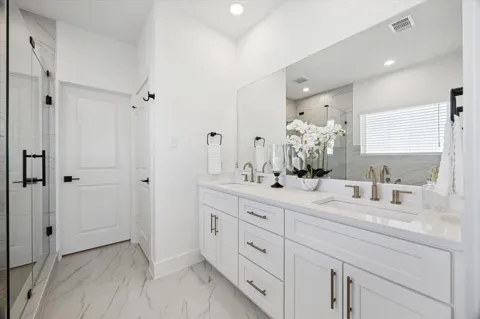 5608 Camino Encantado Drive