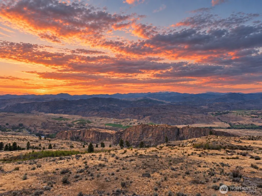 0 McLaughlin Canyon Road Tonasket, WA 98855