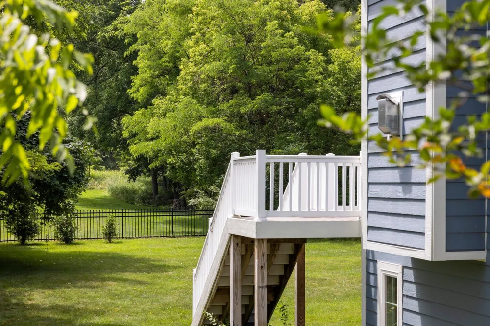 896 Incochee Woods Drive Garfield Charter Township, MI 49684