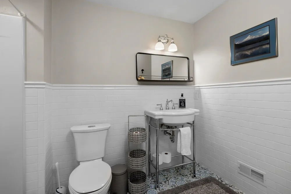 896 Incochee Woods Drive Garfield Charter Township, MI 49684