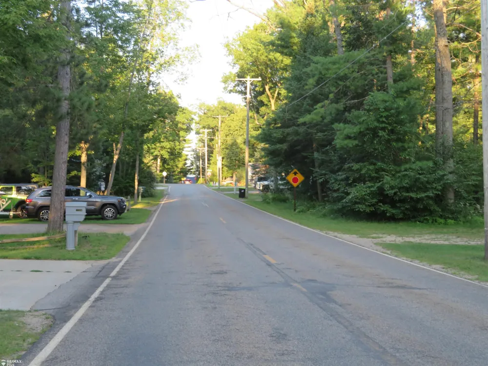 10369 W Higgins Lake Road Lyon Township, MI 48653