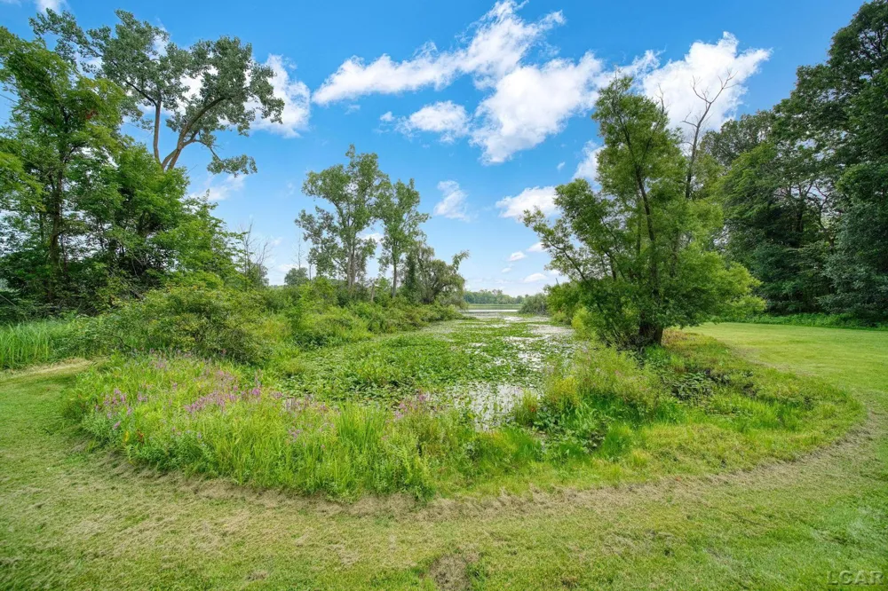 400 Willow Lake Road Addison Village, MI 49220