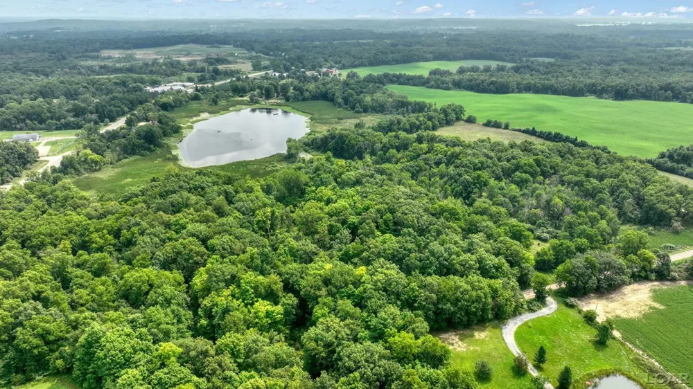 400 Willow Lake Road Addison Village, MI 49220