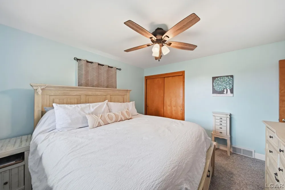 400 Willow Lake Road Addison Village, MI 49220