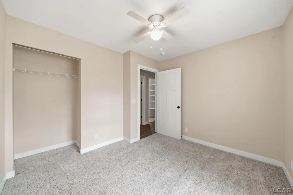 400 Willow Lake Road Addison Village, MI 49220