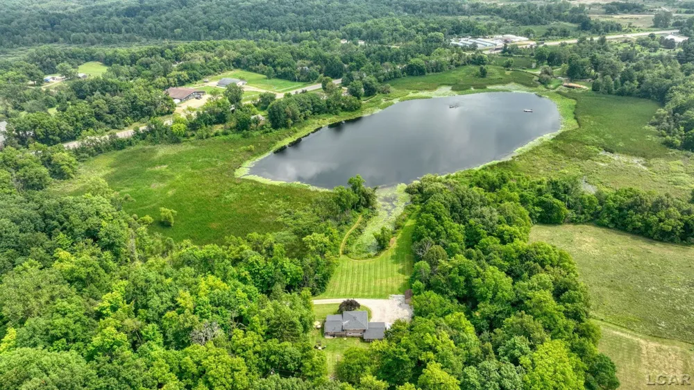 400 Willow Lake Road Addison Village, MI 49220