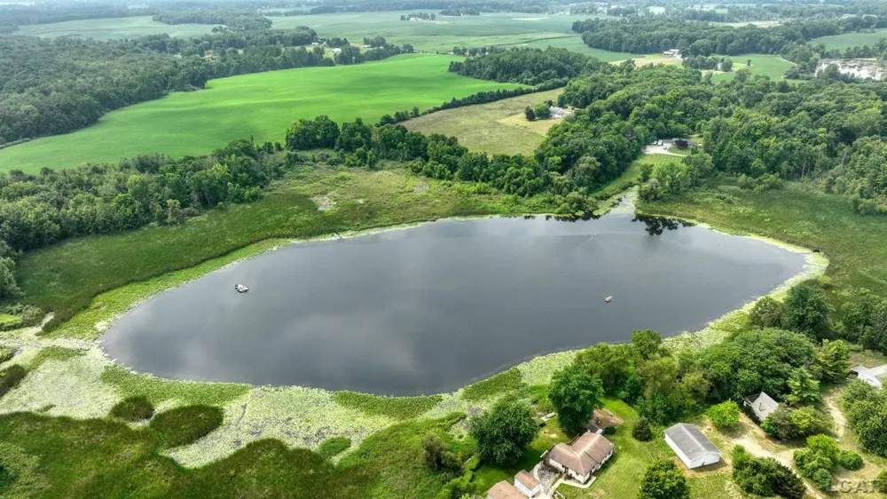 400 Willow Lake Road Addison Village, MI 49220