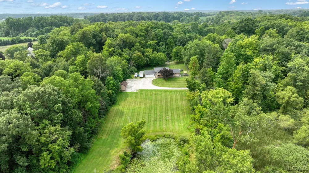 400 Willow Lake Road Addison Village, MI 49220