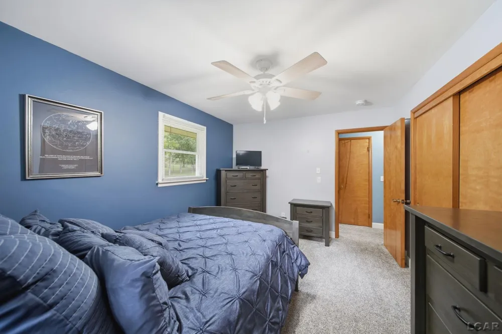 400 Willow Lake Road Addison Village, MI 49220
