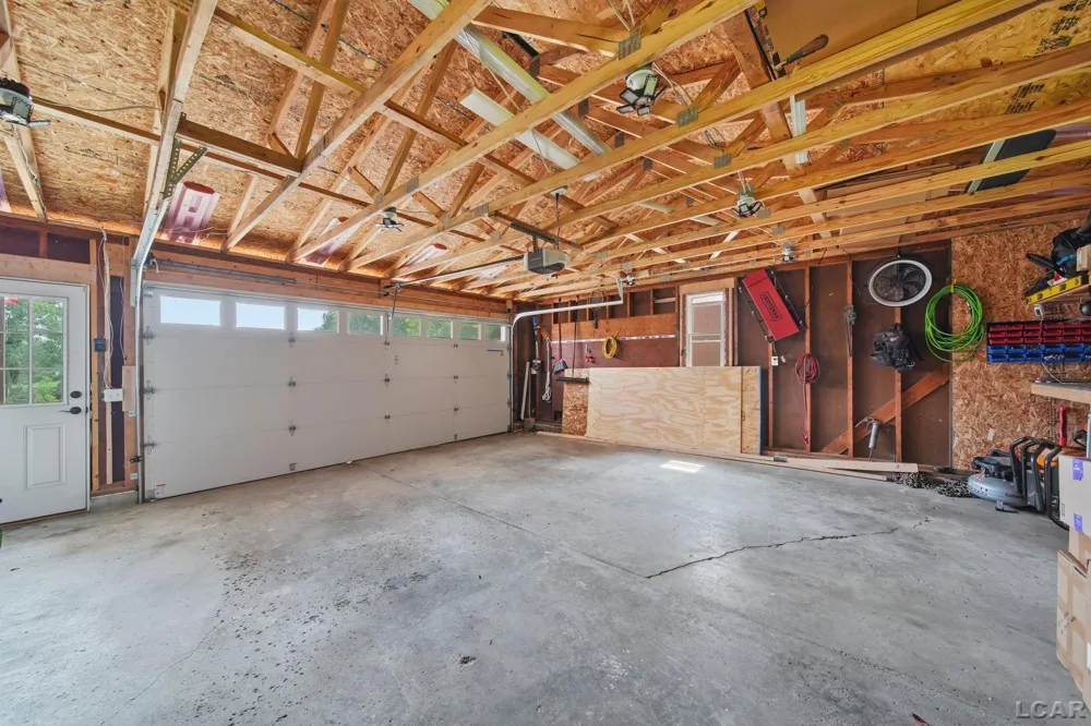 400 Willow Lake Road Addison Village, MI 49220