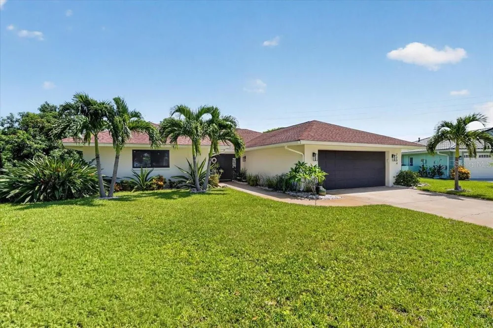 7204 13TH AVENUE W Bradenton, FL 34209