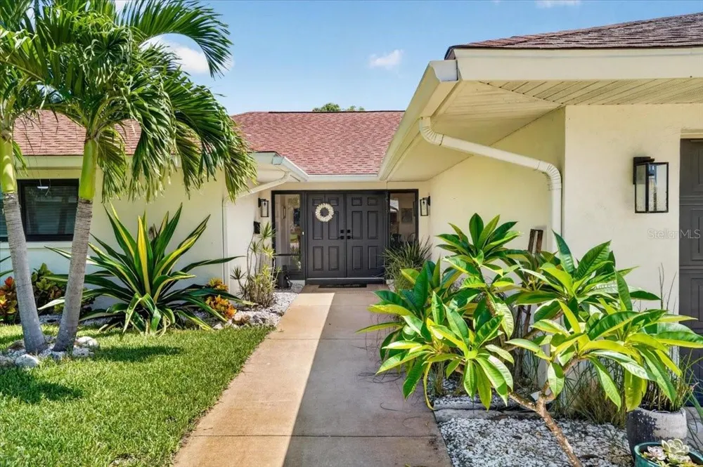 7204 13TH AVENUE W Bradenton, FL 34209