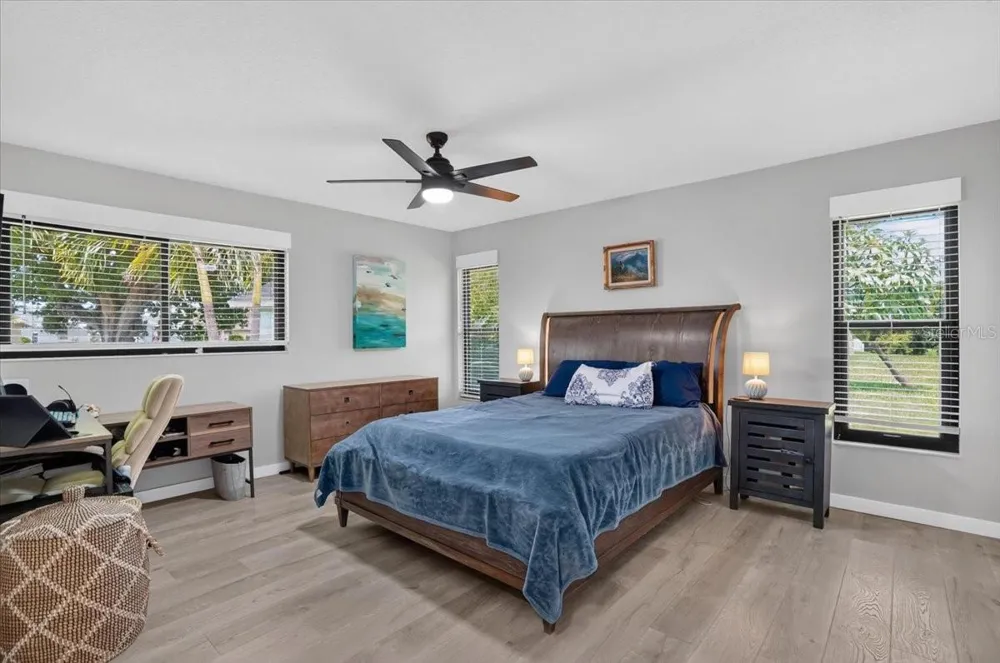 7204 13TH AVENUE W Bradenton, FL 34209