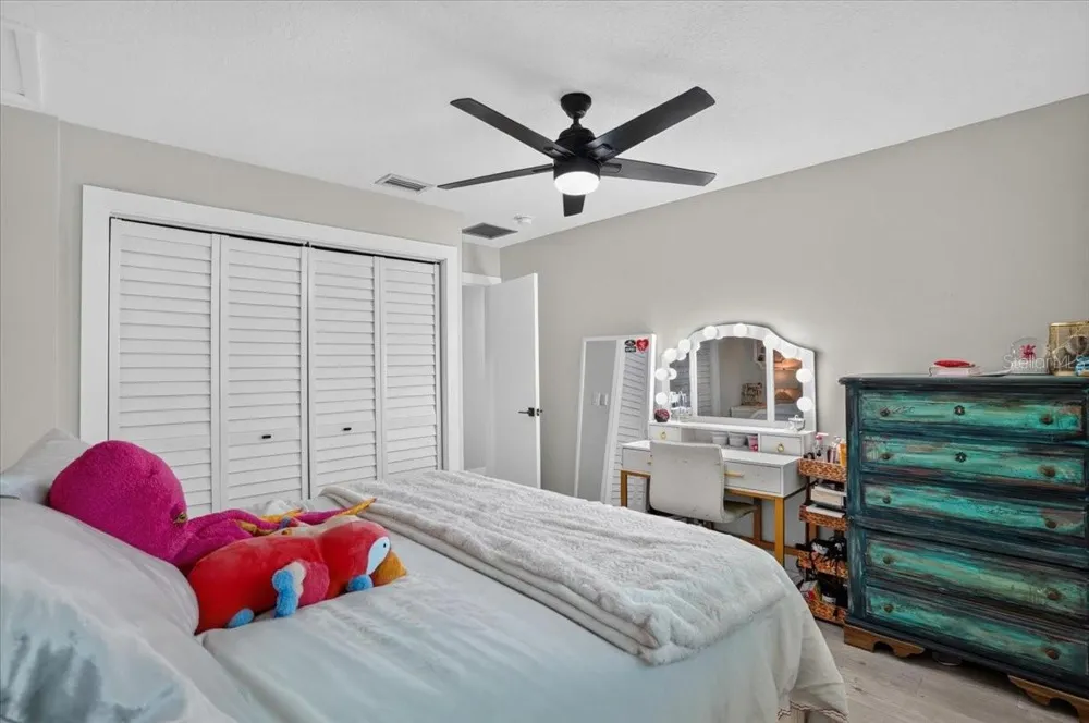 7204 13TH AVENUE W Bradenton, FL 34209