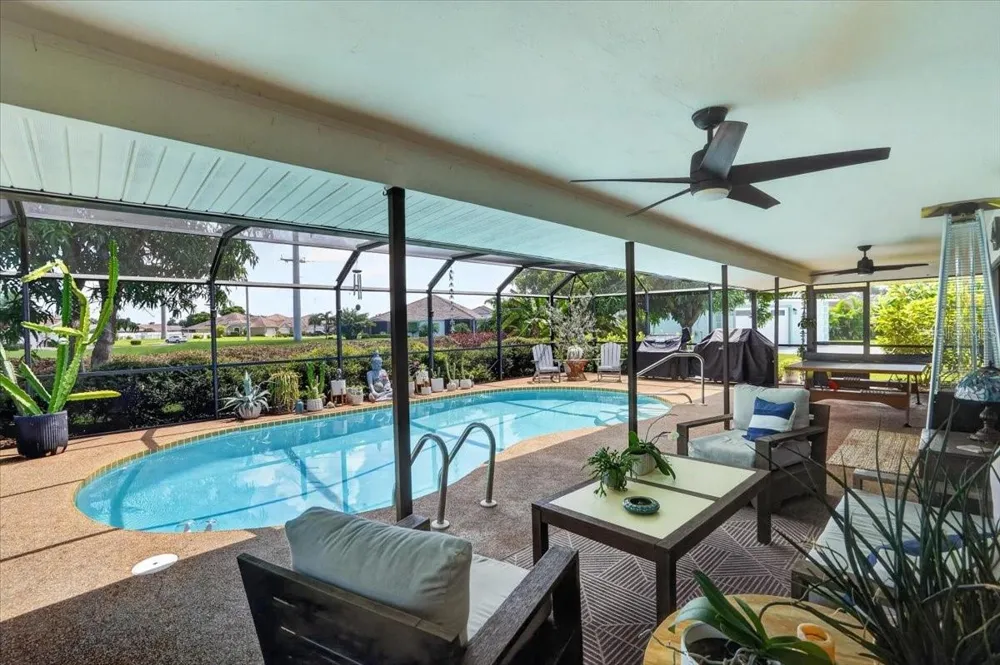 7204 13TH AVENUE W Bradenton, FL 34209
