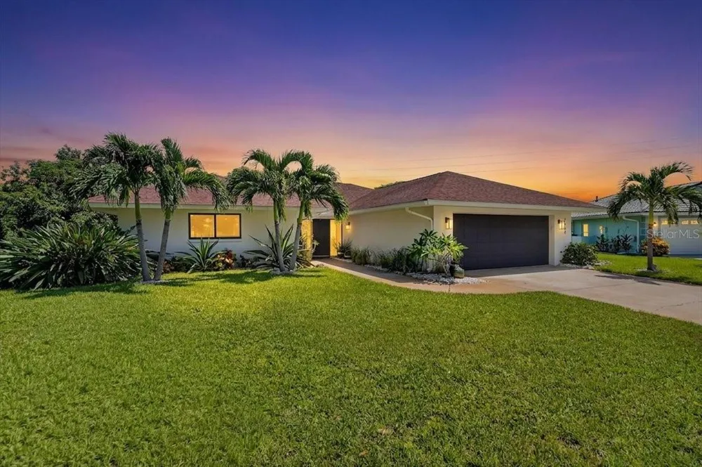 7204 13TH AVENUE W Bradenton, FL 34209