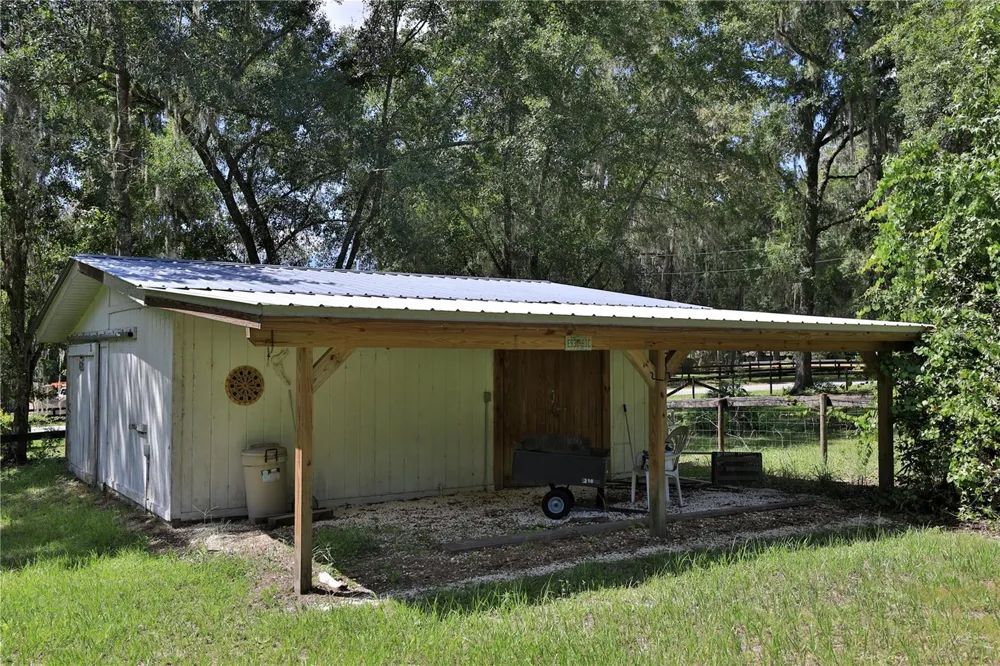 8465 NW 186TH STREET Reddick, FL 32686