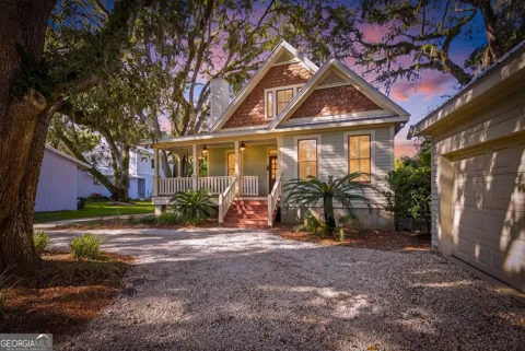 104 Youngwood DR