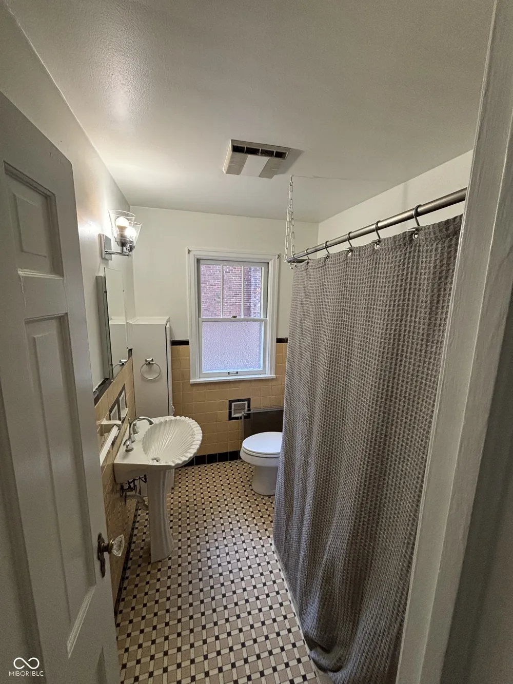 4702 Capitol Avenue Indianapolis, IN 46208