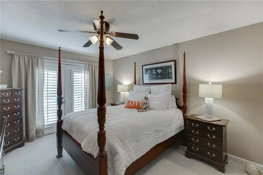 215 Heath Cove Lavonia, GA 30553