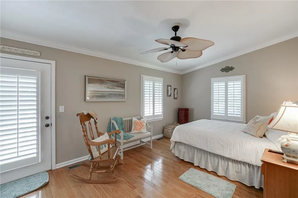 215 Heath Cove Lavonia, GA 30553