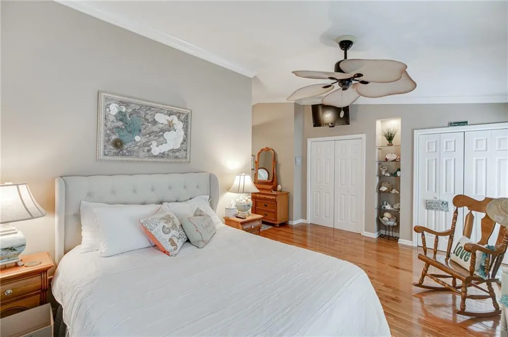 215 Heath Cove Lavonia, GA 30553