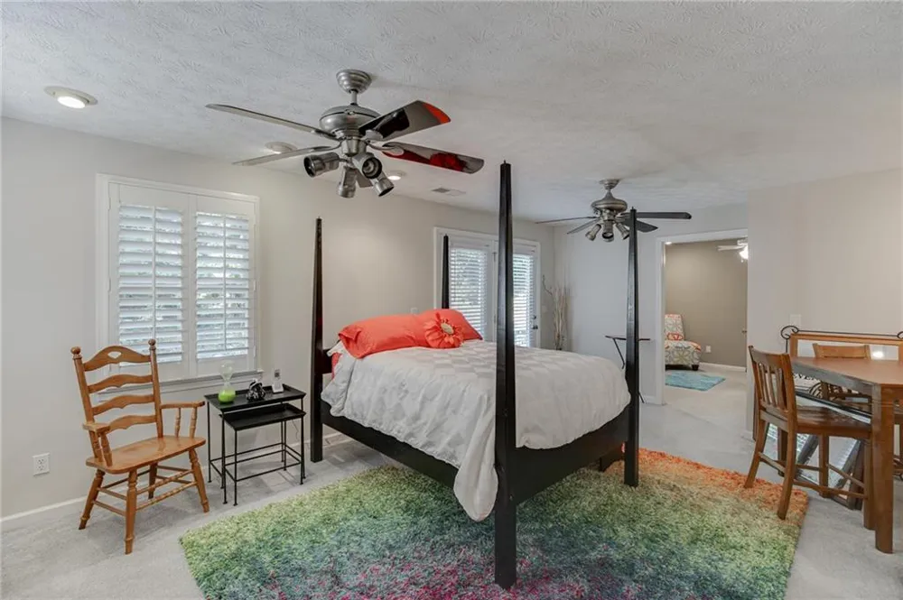 215 Heath Cove Lavonia, GA 30553