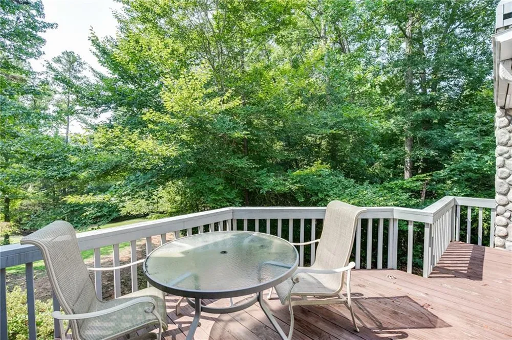 215 Heath Cove Lavonia, GA 30553