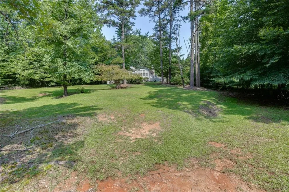215 Heath Cove Lavonia, GA 30553