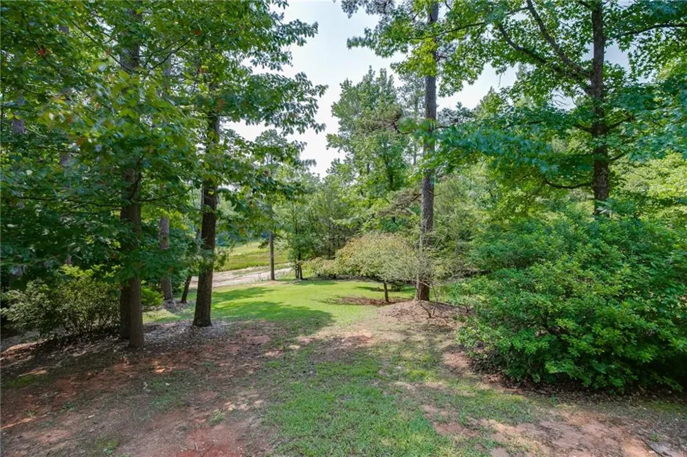 215 Heath Cove Lavonia, GA 30553