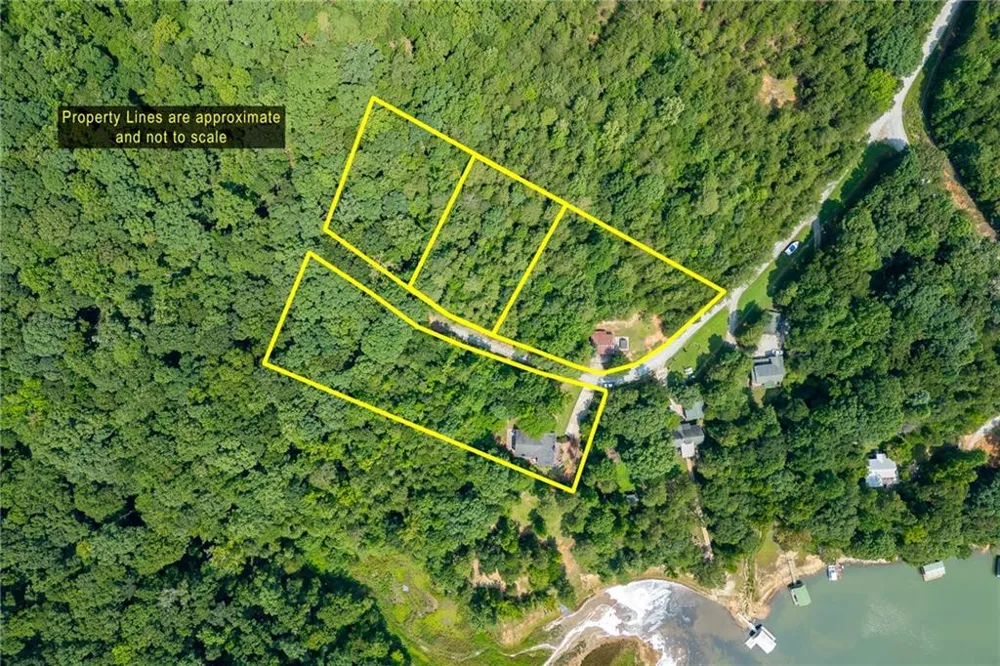 215 Heath Cove Lavonia, GA 30553