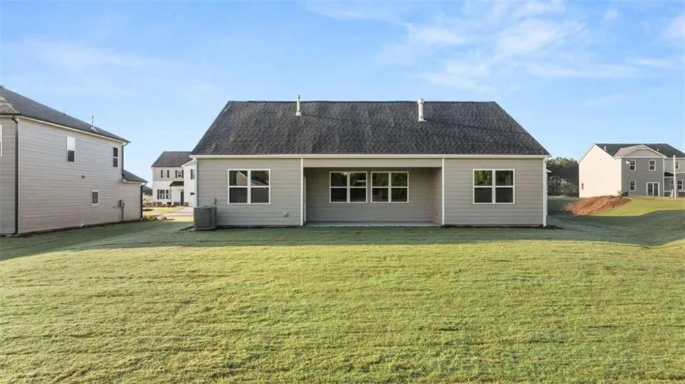 286 Defilippe Road Statham, GA 30666