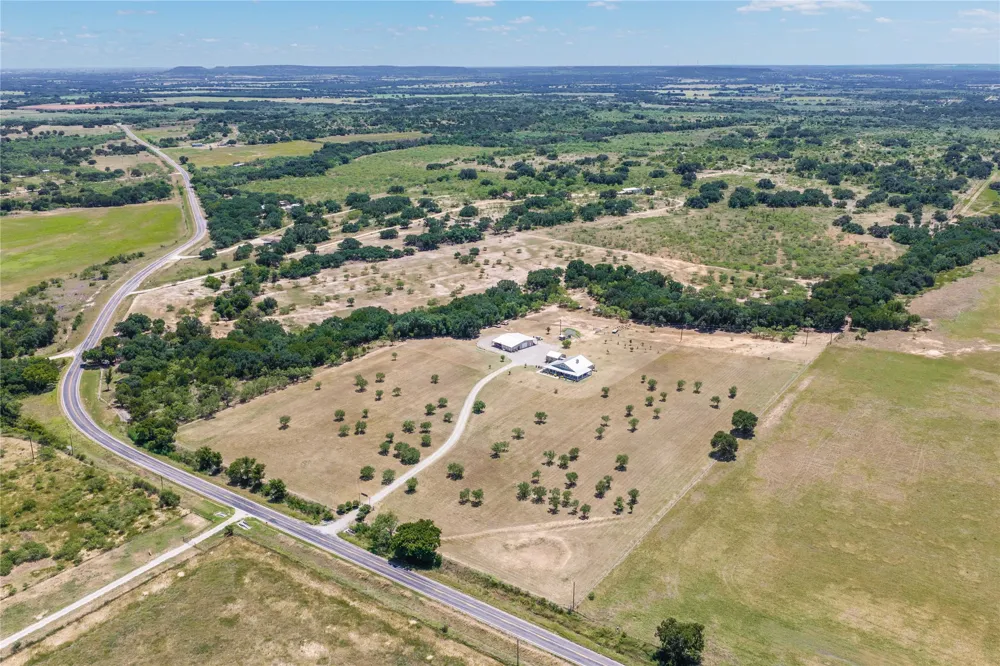 6108 Highway 1689 Sidney, TX 76474